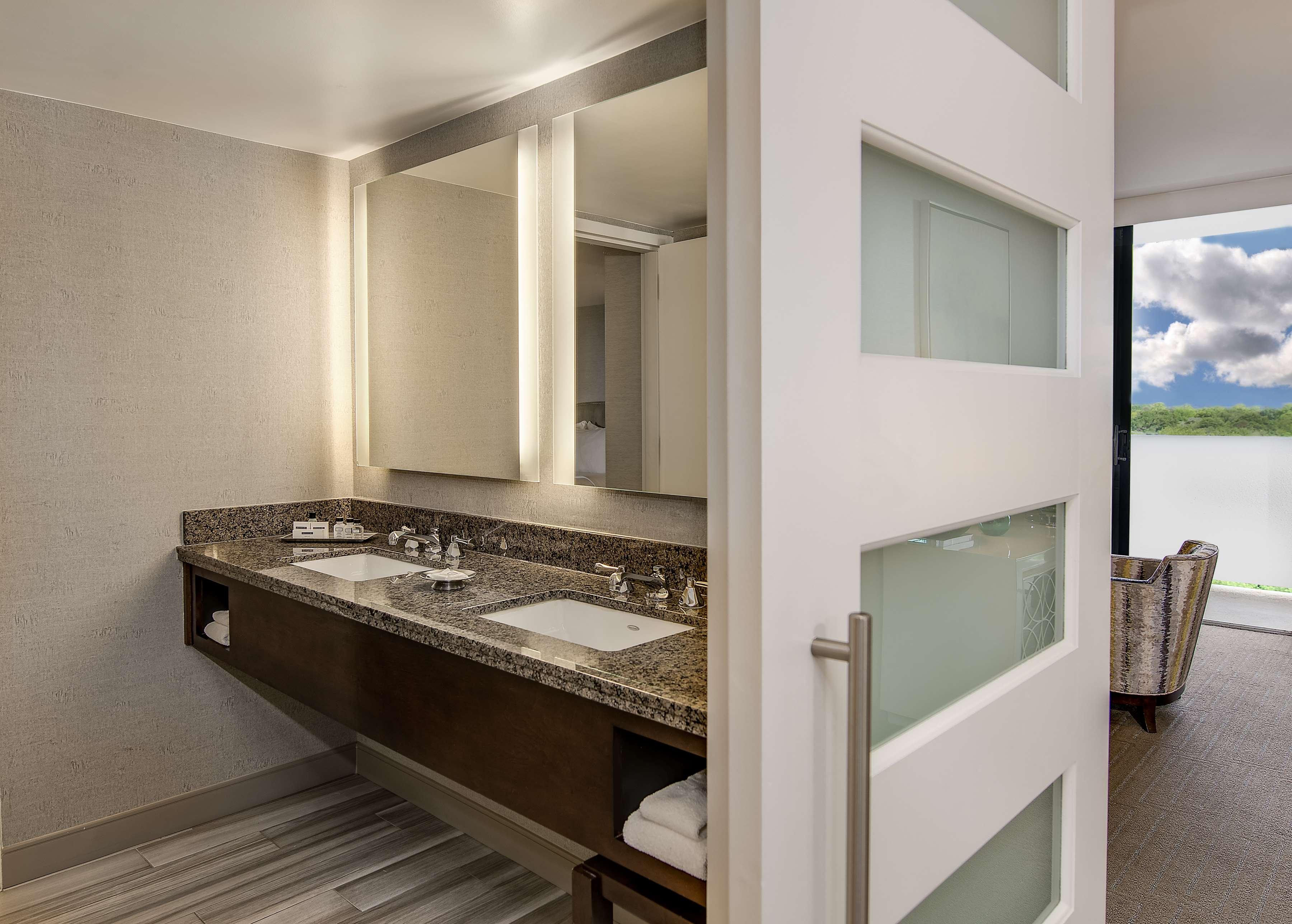 Sonesta Executive Park