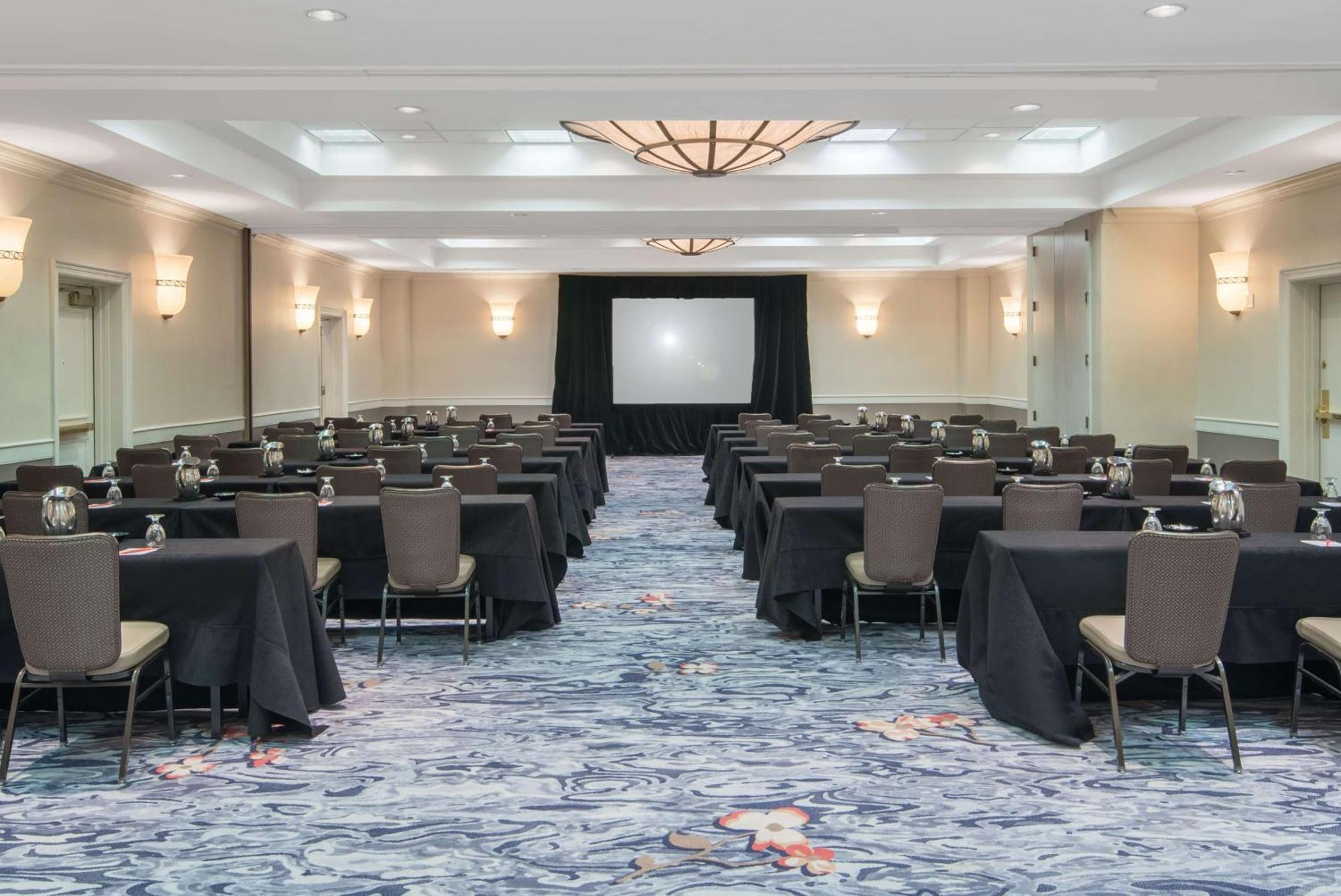 Sonesta Executive Park 4* Charlotte