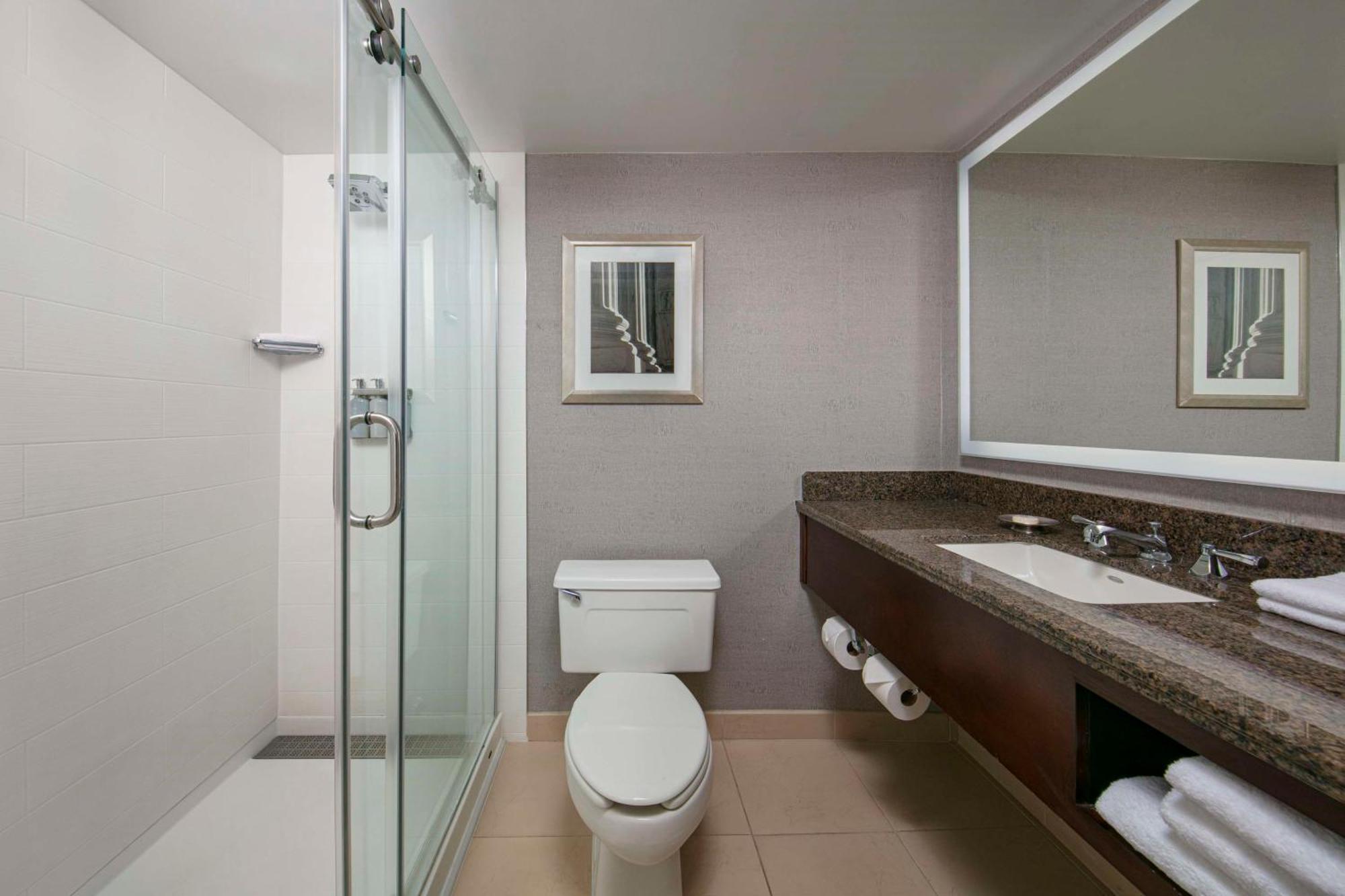 Hotel Sonesta Executive Park 4*
