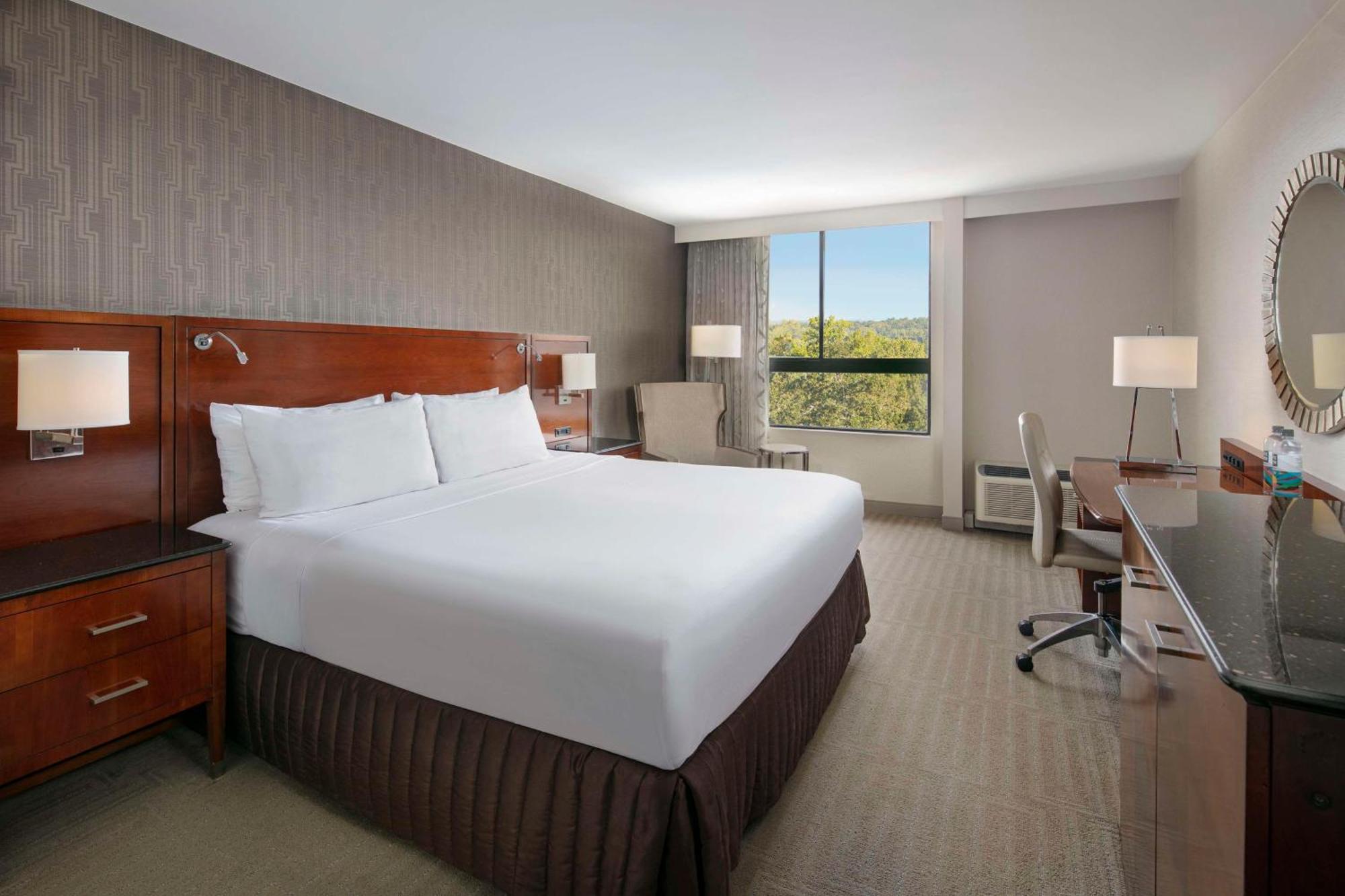 Sonesta Executive Park 4* Charlotte