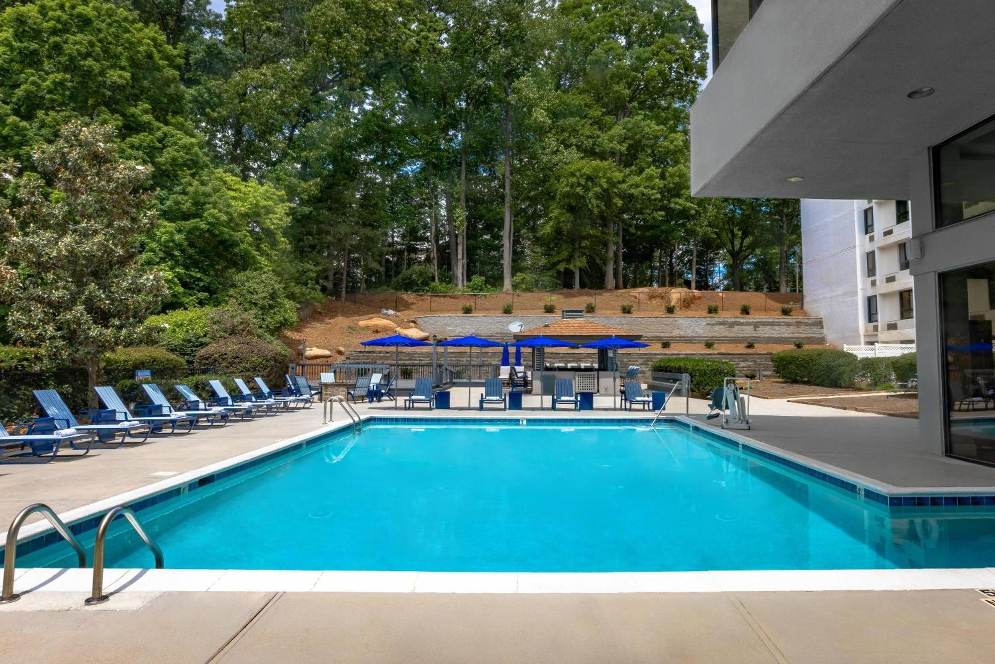 Sonesta Executive Park Hotel